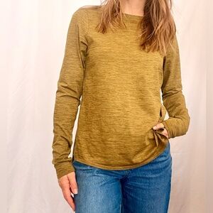 JoyLab Marl Olive Long Sleeve High Lo Women's Top with Thumb Holes